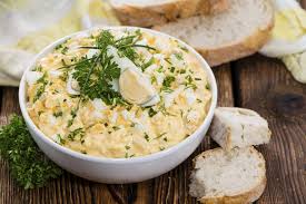 Eiersalade v/h huis
